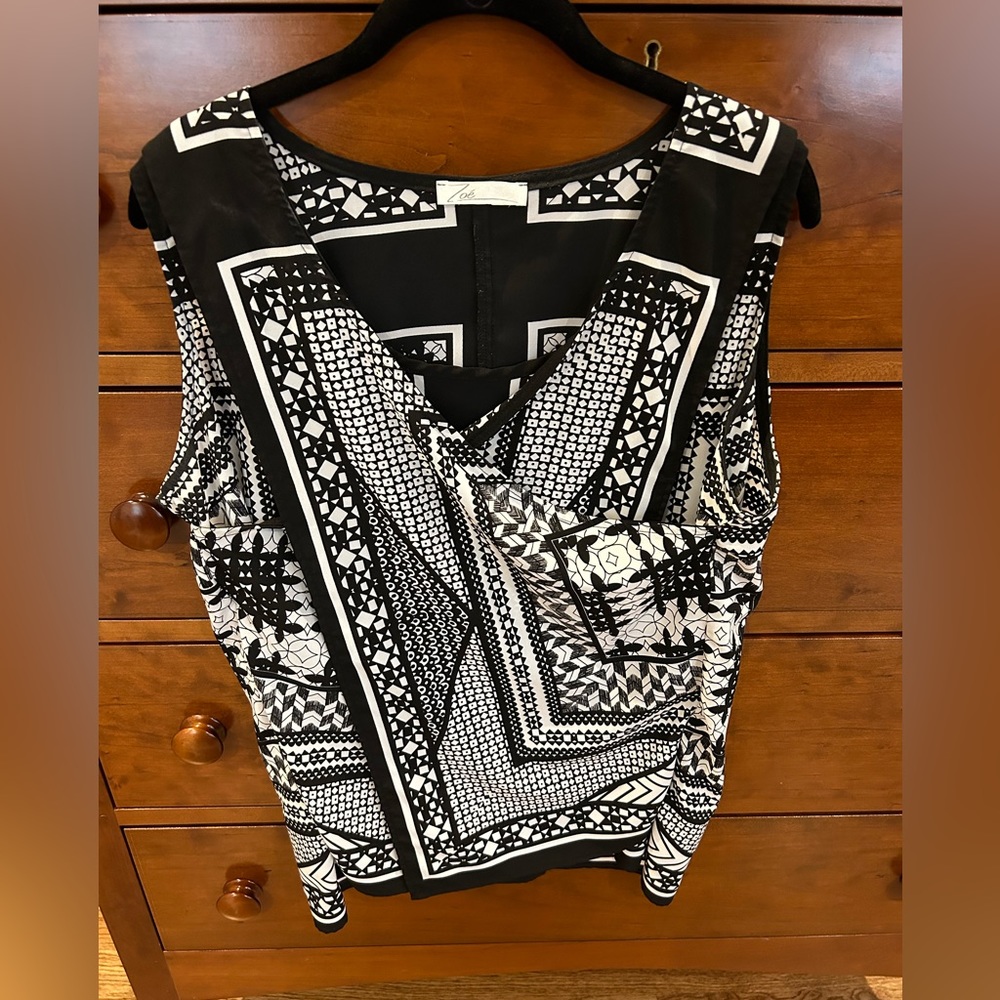 Zoe Black / White Layer Tank, size L